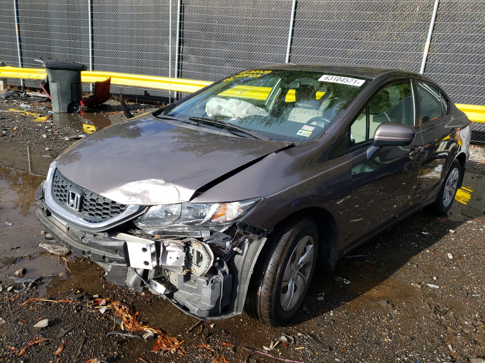 Photo 2 from auction – 2015 HONDA CIVIC LX with VIN 19XFB2F50FE087238
