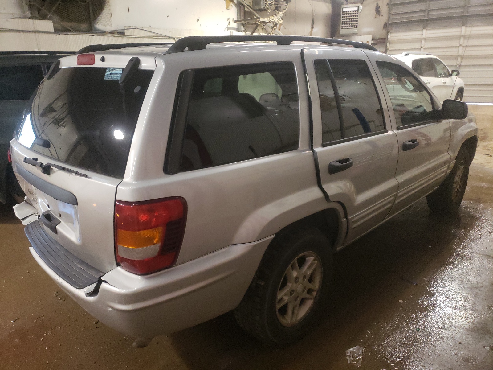 Photo 4 from auction – 2004 JEEP GRAND CHER with VIN 1J4GW48S34C415726