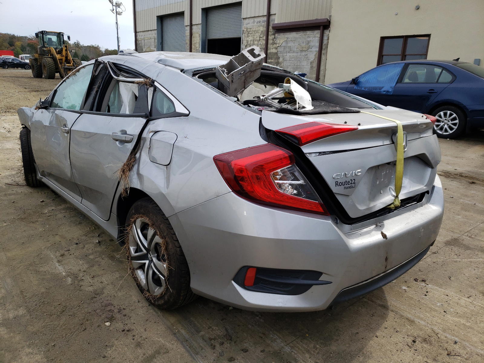 Photo 3 from auction – 2016 HONDA CIVIC LX with VIN 19XFC2F52GE200329
