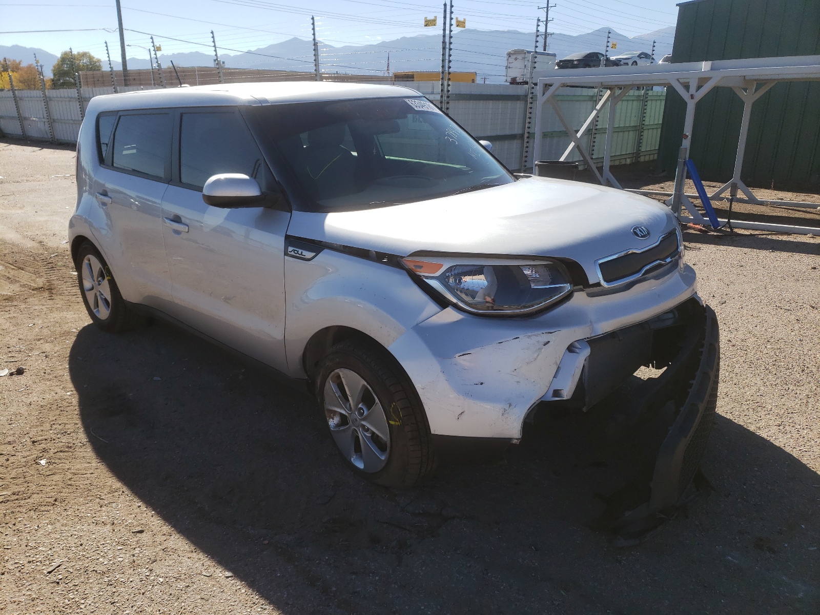 KIA SOUL 2016 with VIN KNDJN2A24G7853472 - Photo from auction