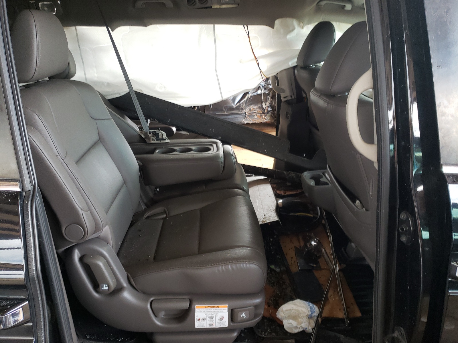 Photo 6 from auction – 2015 HONDA ODYSSEY EX with VIN 5FNRL5H66FB047631