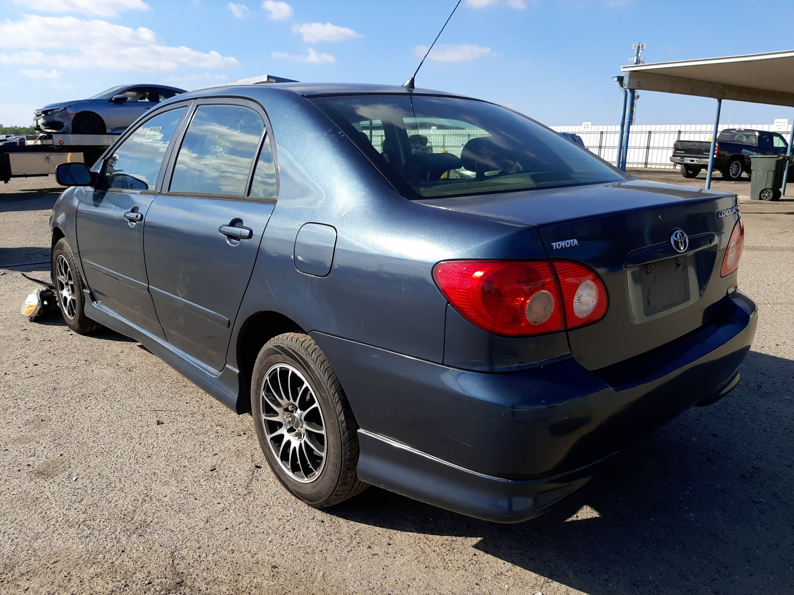 Photo 3 from auction – 2005 TOYOTA COROLLA CE with VIN 1NXBR32E65Z505528
