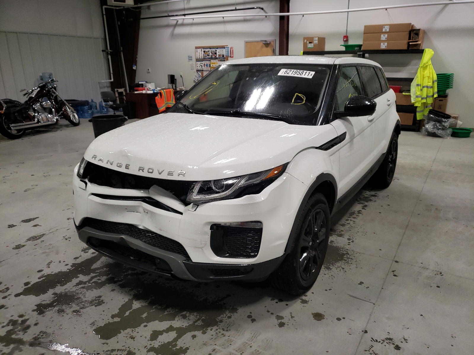 Photo 2 from auction – 2016 LAND ROVER RANGE ROVE with VIN SALVP2BGXGH158017