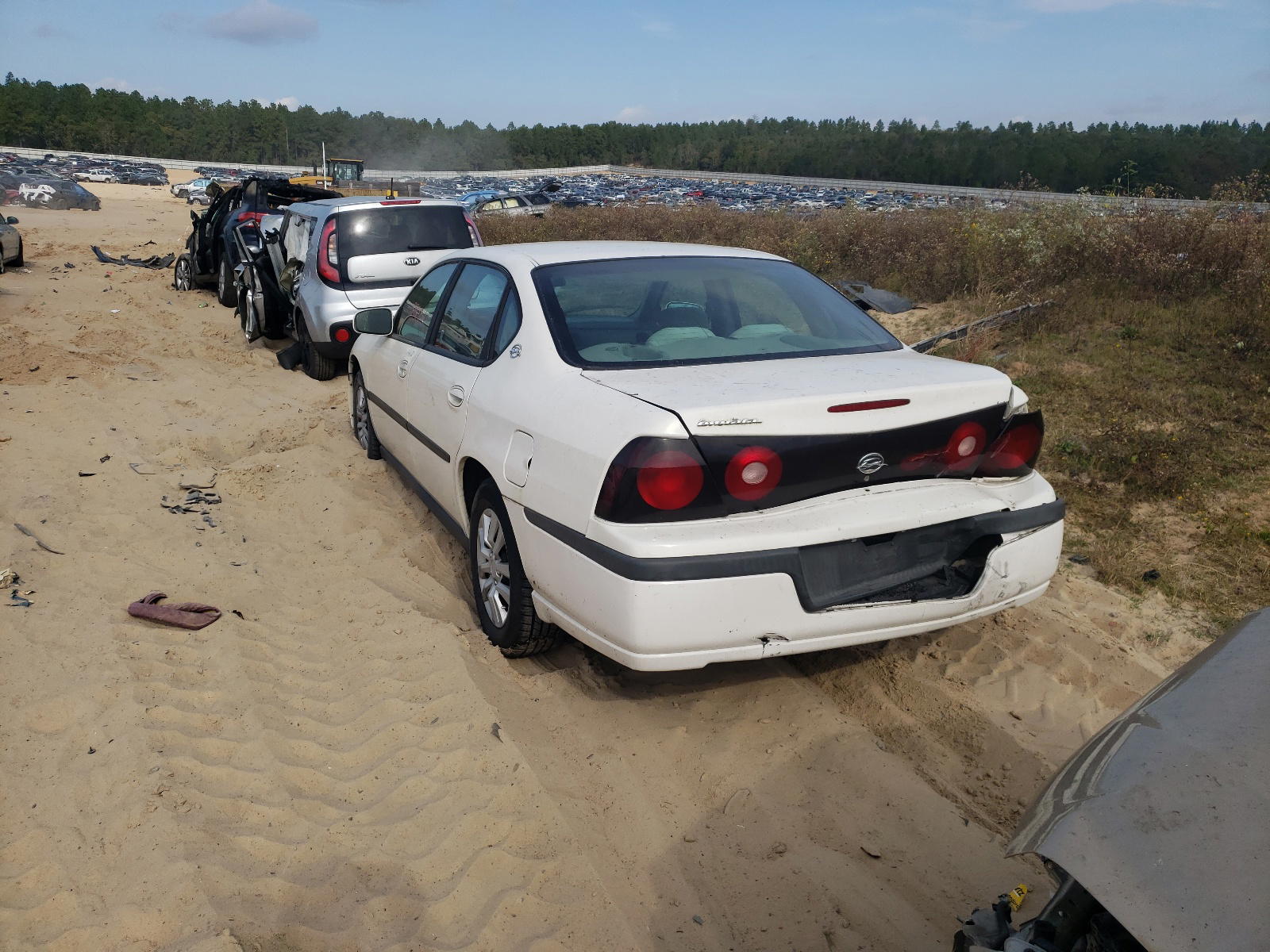 Photo 3 from auction – 2005 CHEVROLET IMPALA with VIN 2G1WF52E259145805