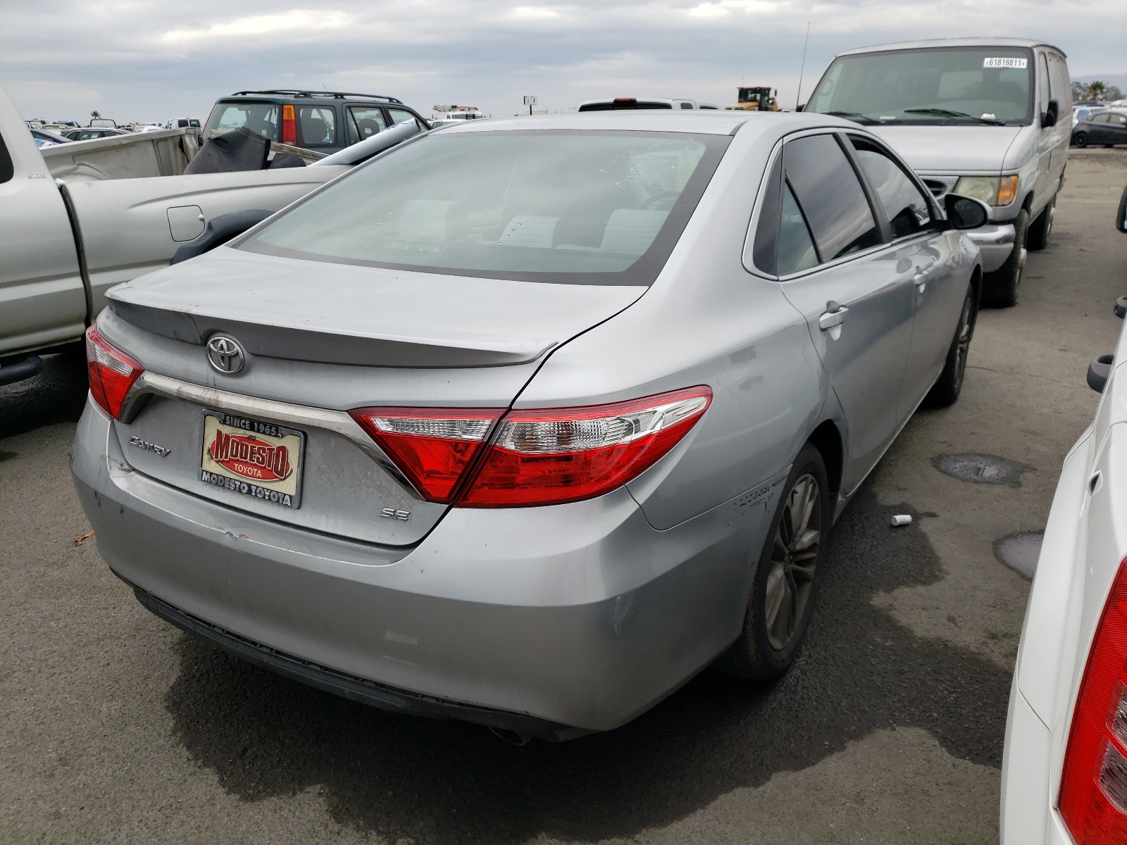 Photo 4 from auction – 2017 TOYOTA CAMRY LE with VIN 4T1BF1FK3HU385317