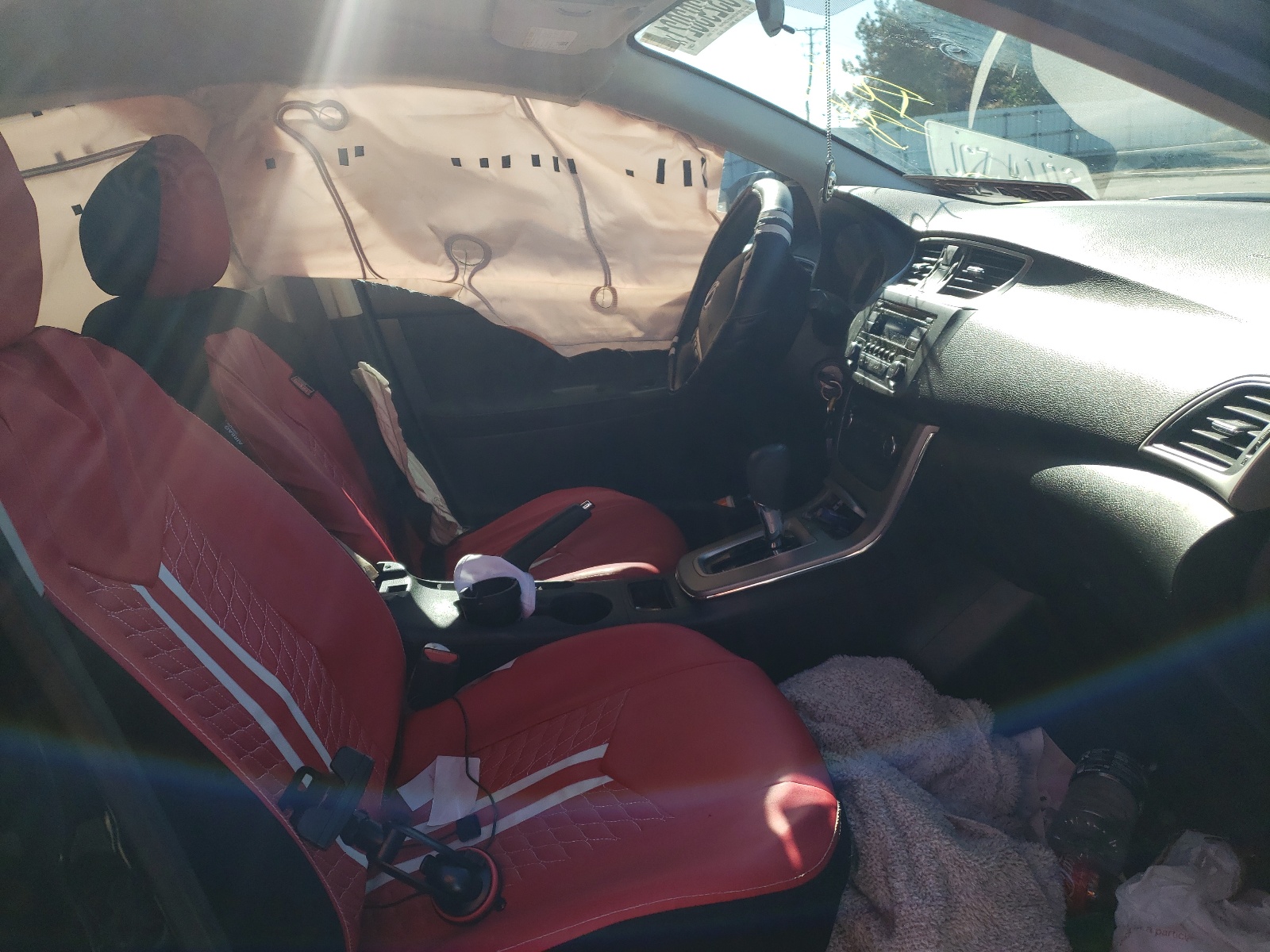 Photo 5 from auction – 2015 NISSAN SENTRA S with VIN 3N1AB7AP2FY372251