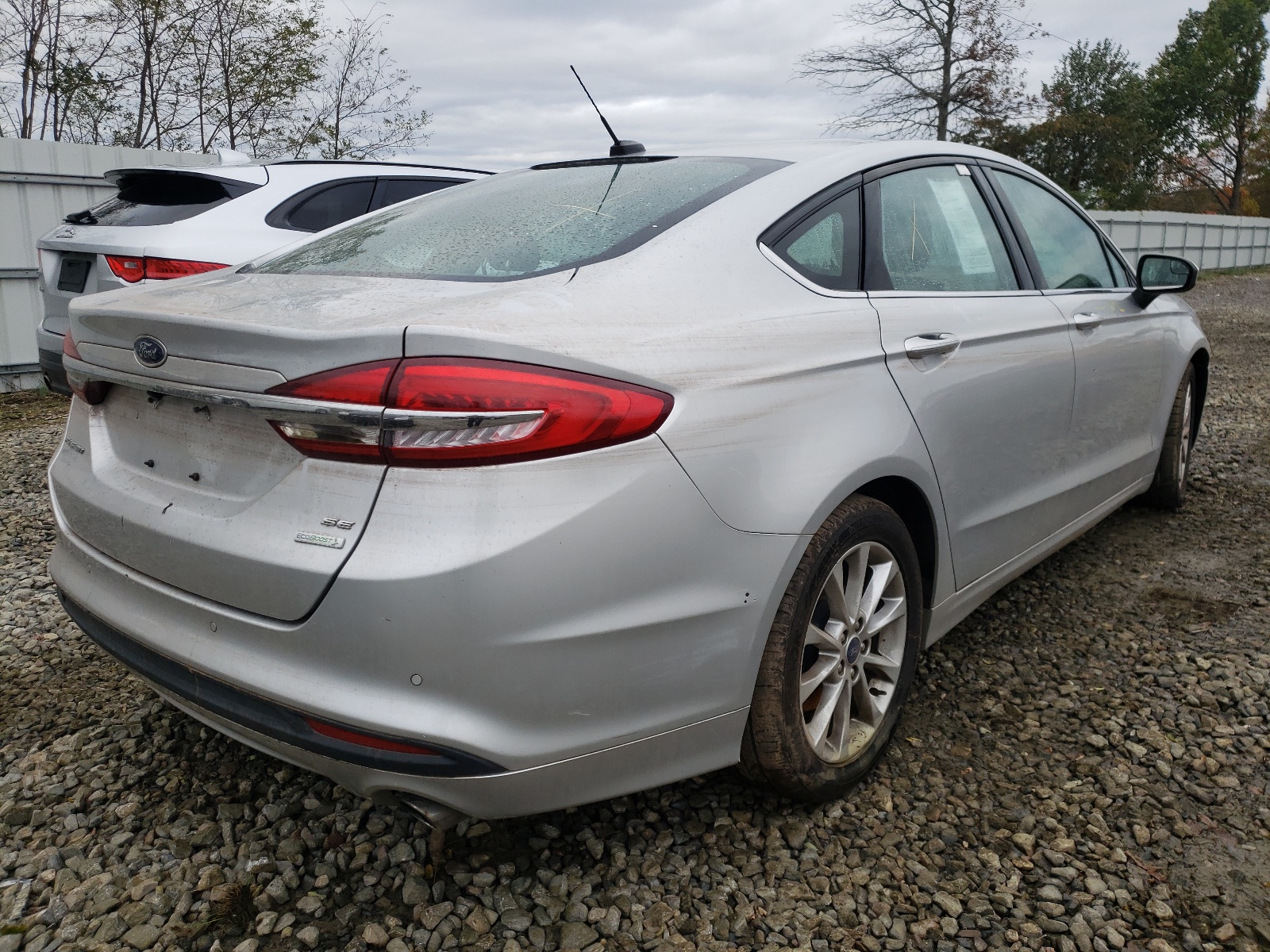 Photo 4 from auction – 2017 FORD FUSION SE with VIN 3FA6P0HD3HR107235