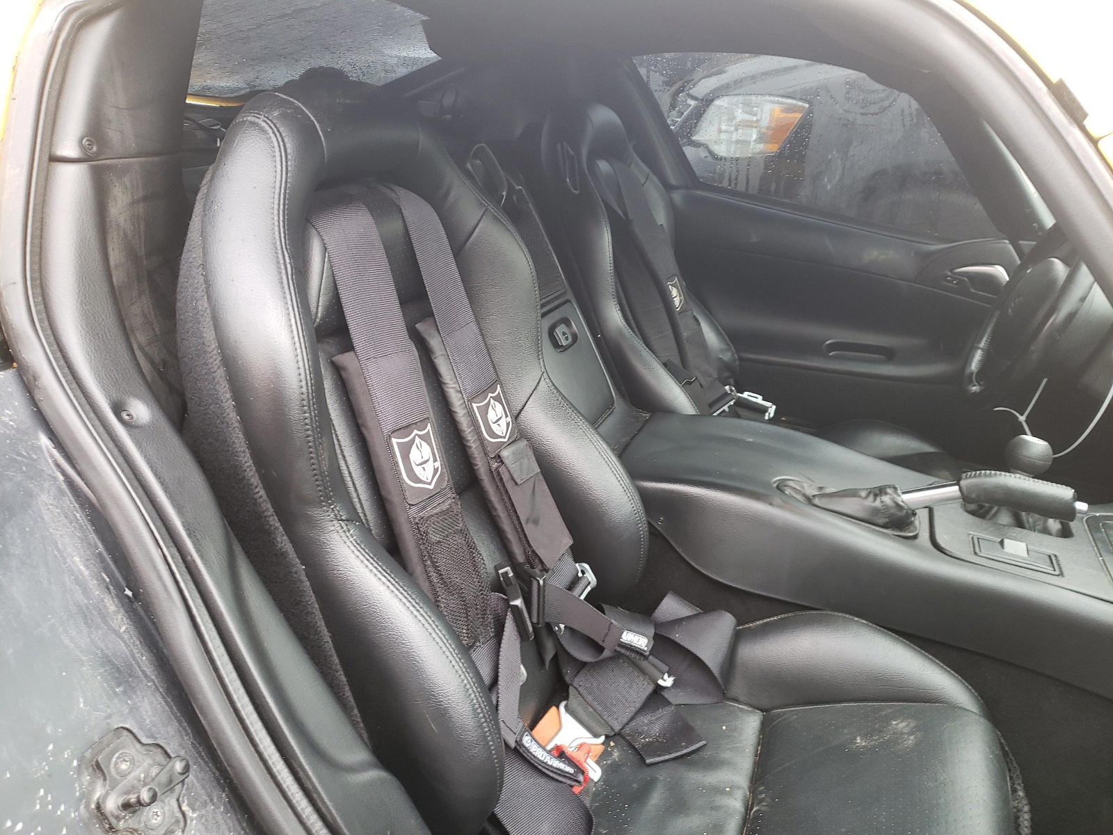 Photo 6 from auction – 2001 DODGE VIPER GTS with VIN 1B3ER69E71V700925