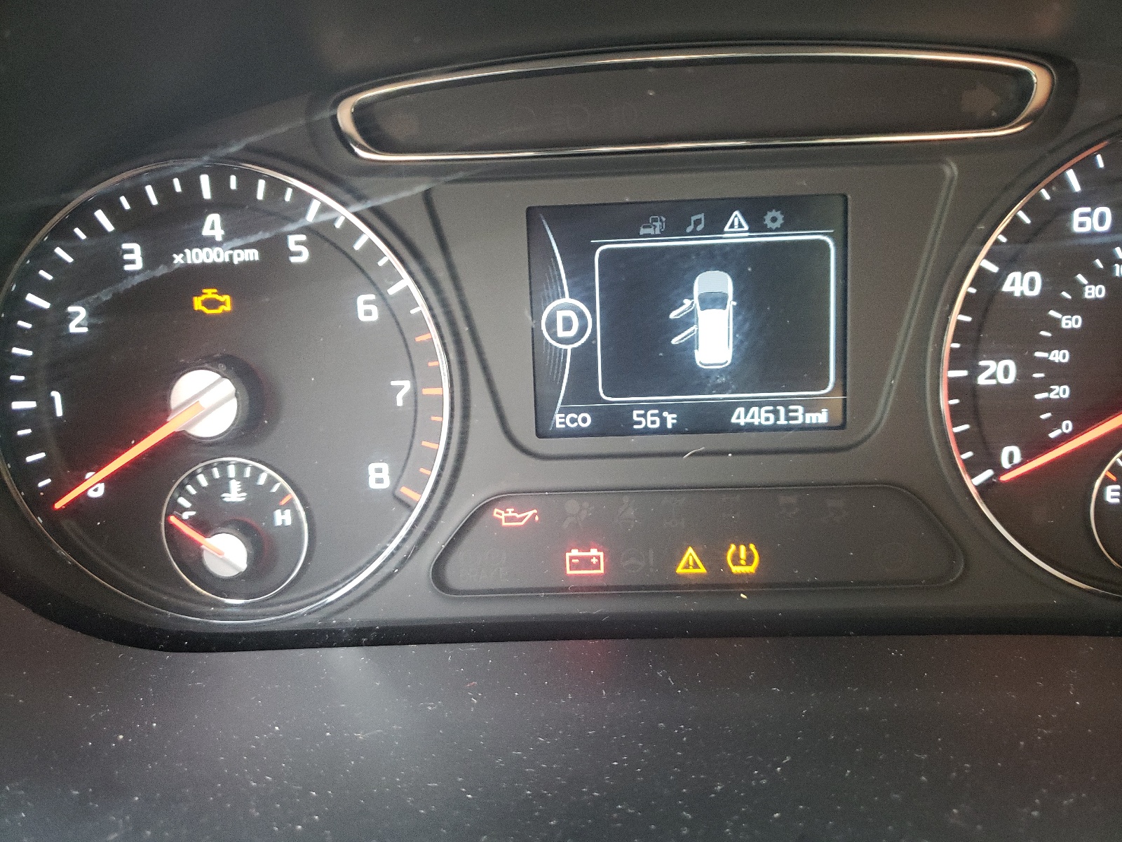 Photo 8 from auction – 2016 KIA SORENTO LX with VIN 5XYPG4A37GG102832