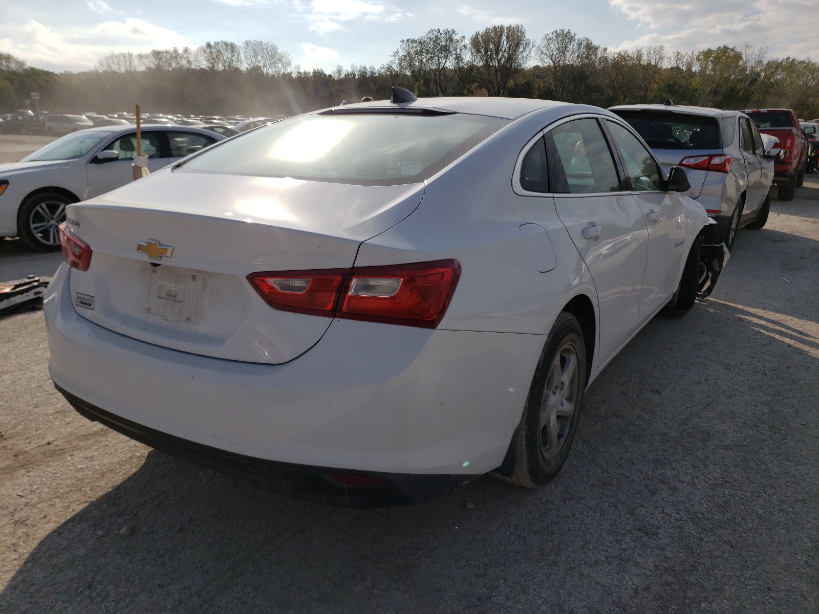 Photo 4 from auction – 2018 CHEVROLET MALIBU LS with VIN 1G1ZB5ST1JF292416