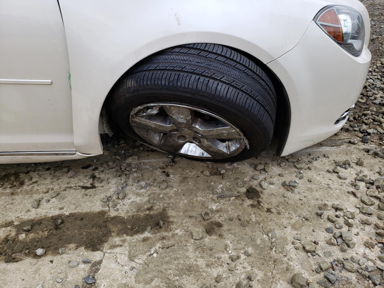 Photo 9 from auction – 2012 CHEVROLET MALIBU 2LT with VIN 1G1ZD5E05CF341406