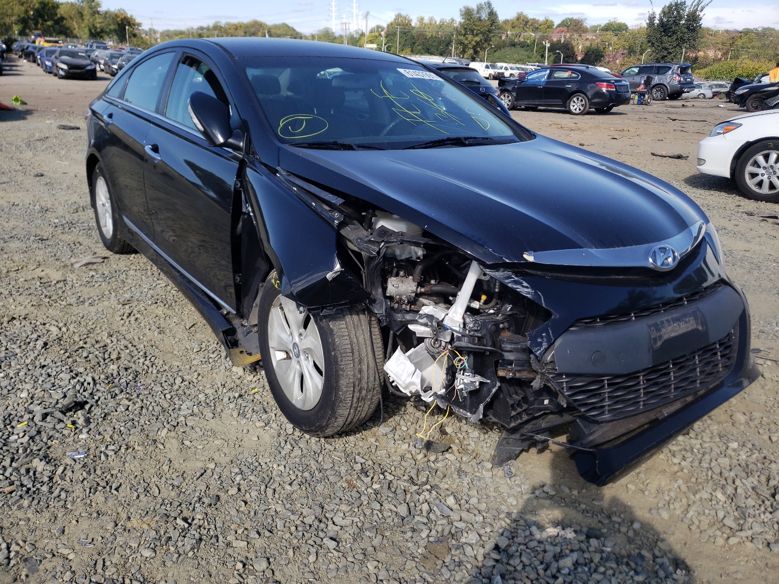 Photo 9 from auction – 2013 HYUNDAI SONATA HYB with VIN KMHEC4A46DA069678