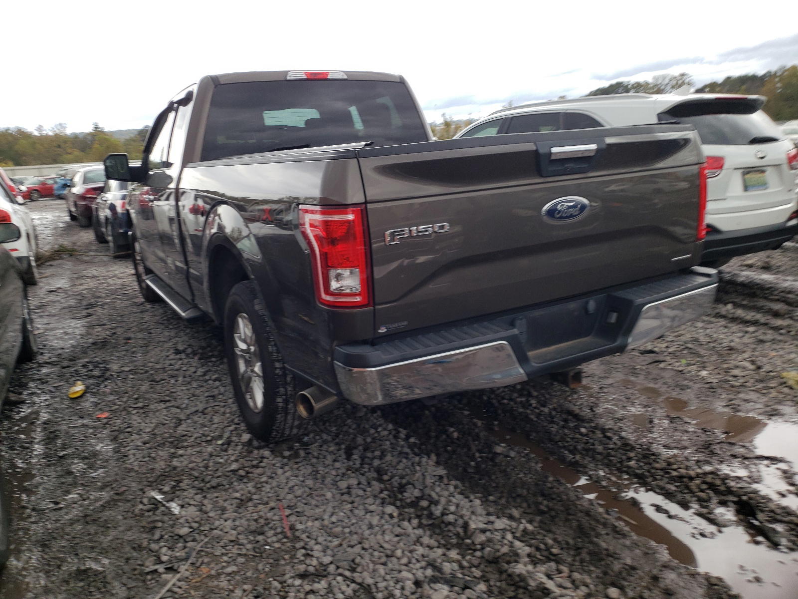 Photo 3 from auction – 2016 FORD F150 SUPER with VIN 1FTFX1EF6GFB33684