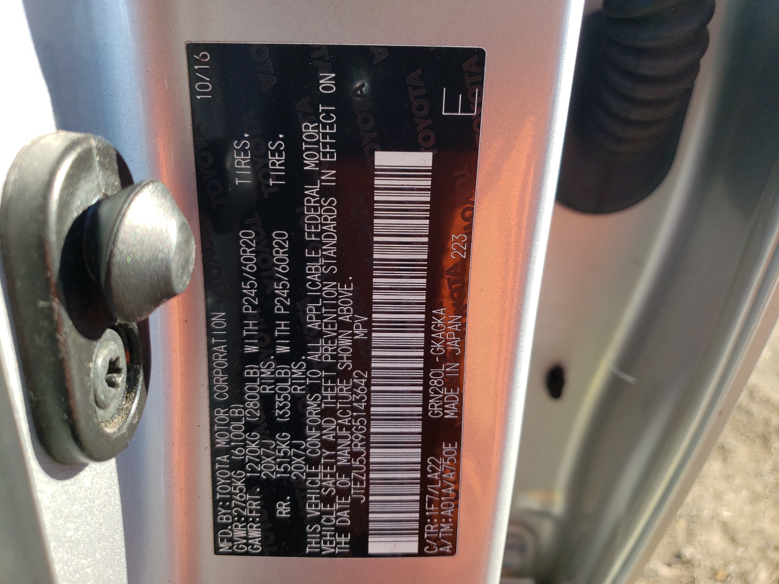 Photo 10 from auction – 2016 TOYOTA 4RUNNER SR with VIN JTEZU5JR9G5143642