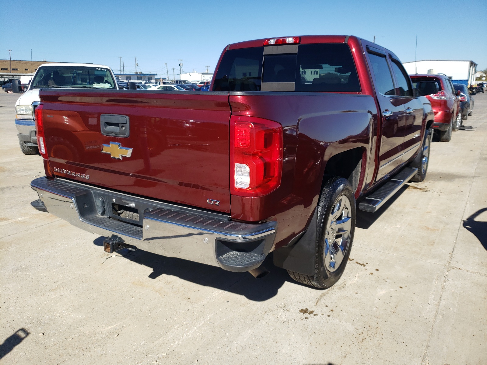 Photo 4 from auction – 2017 CHEVROLET SILVERADO with VIN 3GCUKSEJ8HG245130