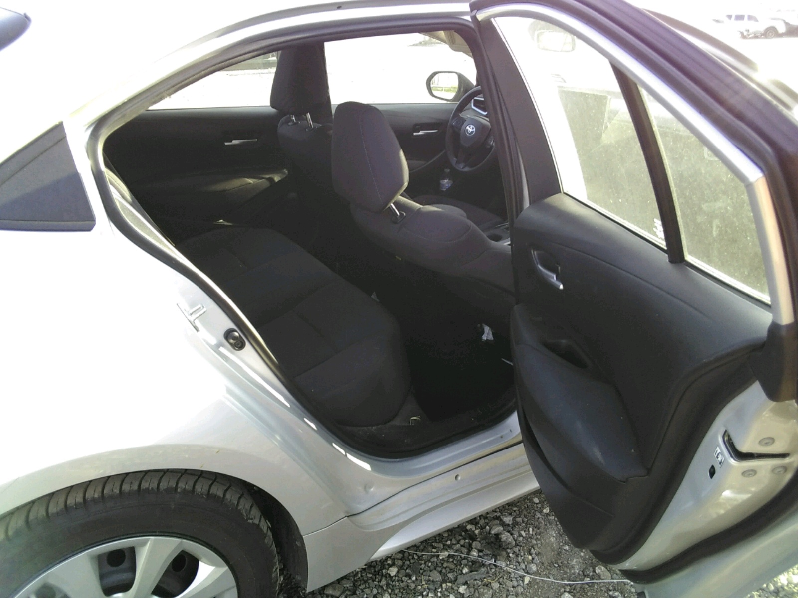 Photo 6 from auction – 2020 TOYOTA COROLLA LE with VIN 5YFEPRAE0LP075680