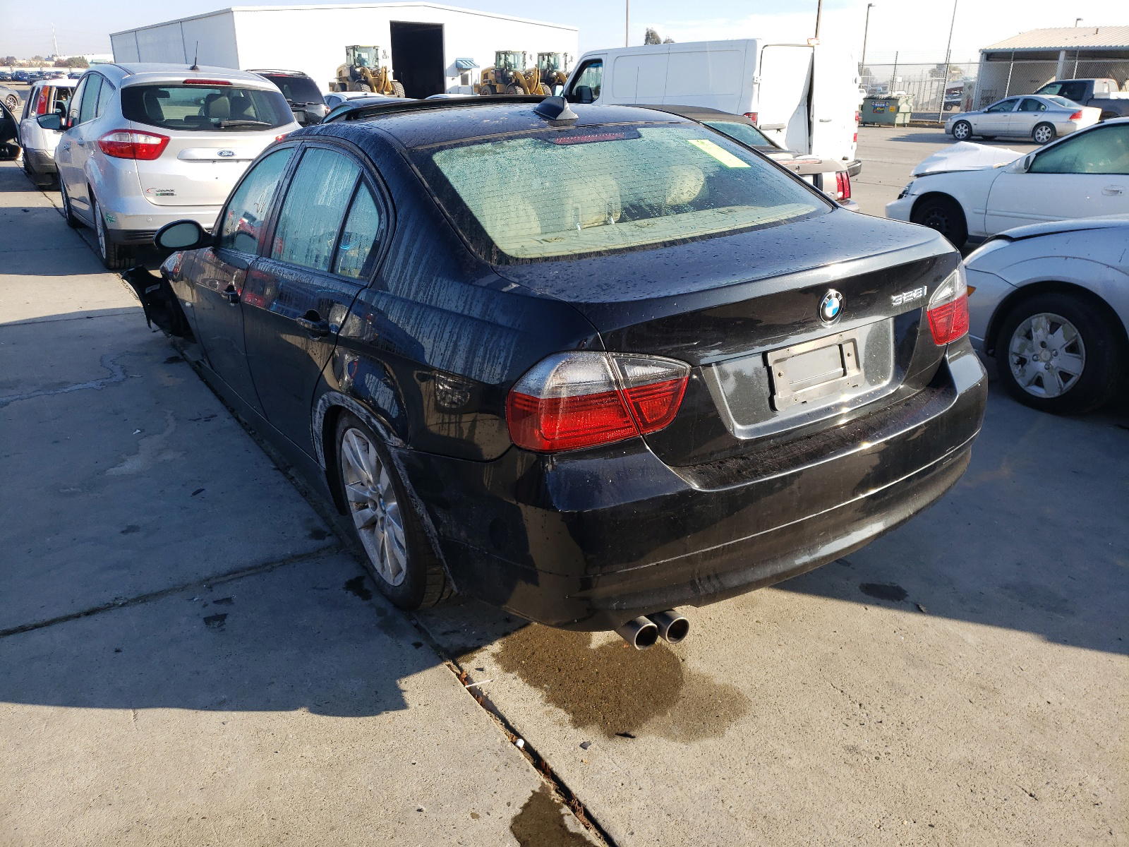 Photo 3 from auction – 2007 BMW 328 I with VIN WBAVA33597PG39085