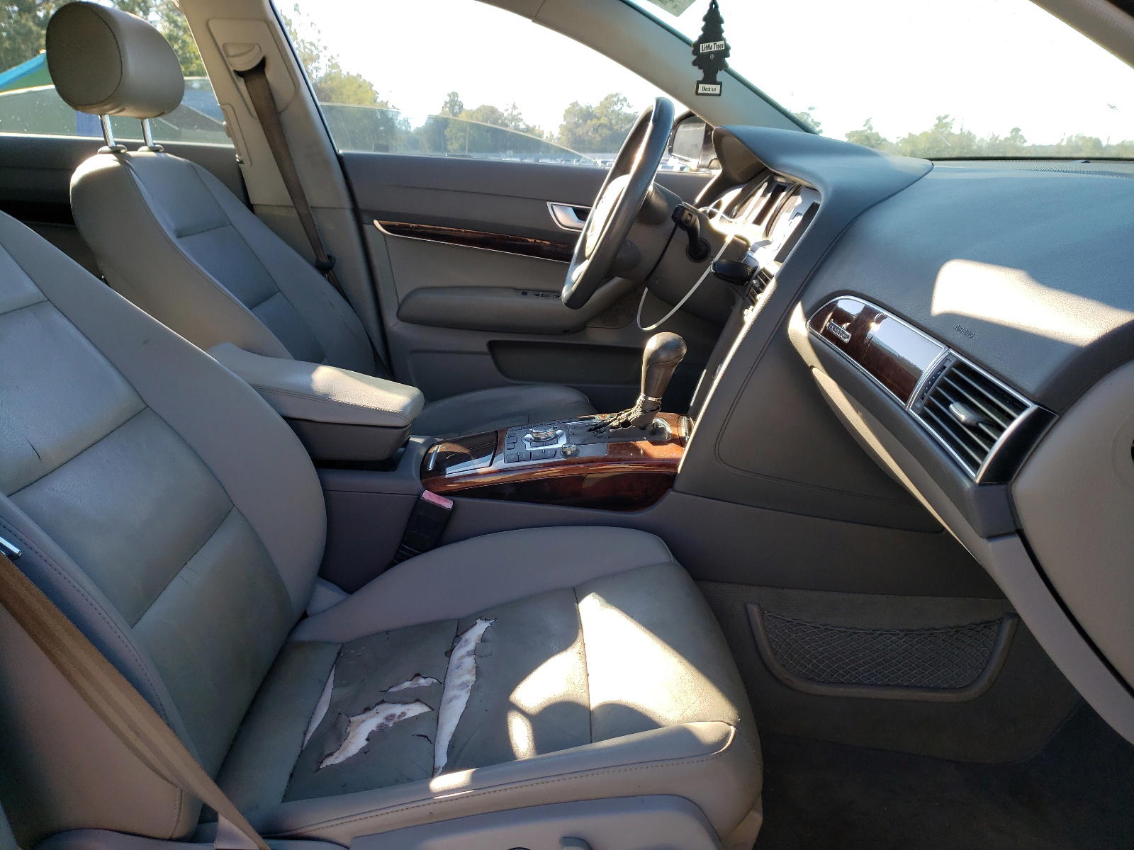 Photo 5 from auction – 2005 AUDI A6 3.2 QUA with VIN WAUDT74F05N044975