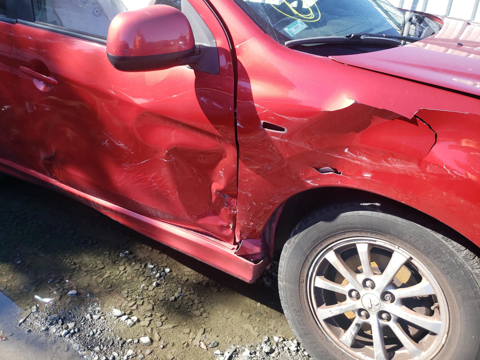 Photo 9 from auction – 2012 MITSUBISHI OUTLANDER with VIN JA4AP3AUXCZ003100