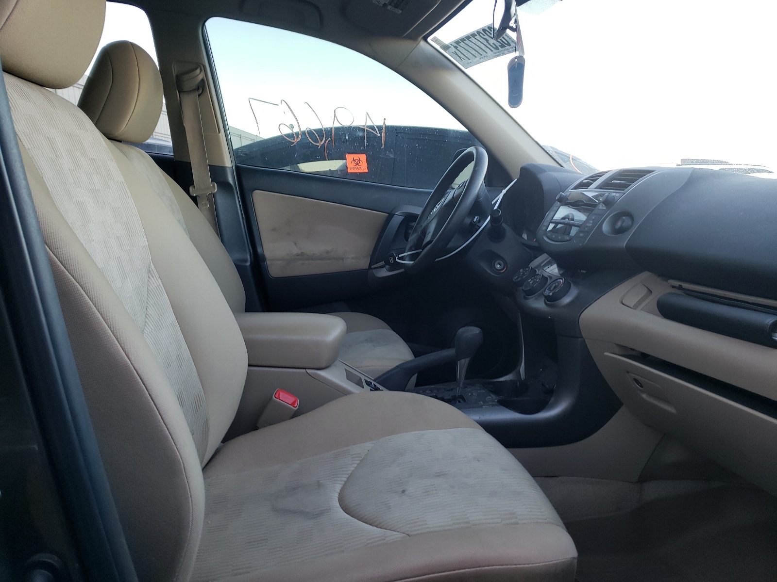 Foto 5 de la subasta – 2010 TOYOTA RAV4 con VIN 2T3BF4DV8AW062151