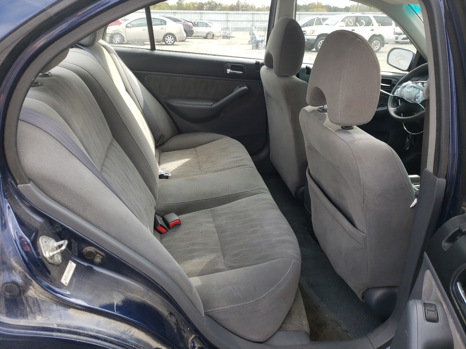 Photo 6 from auction – 2005 HONDA CIVIC EX with VIN 2HGES267X5H541013