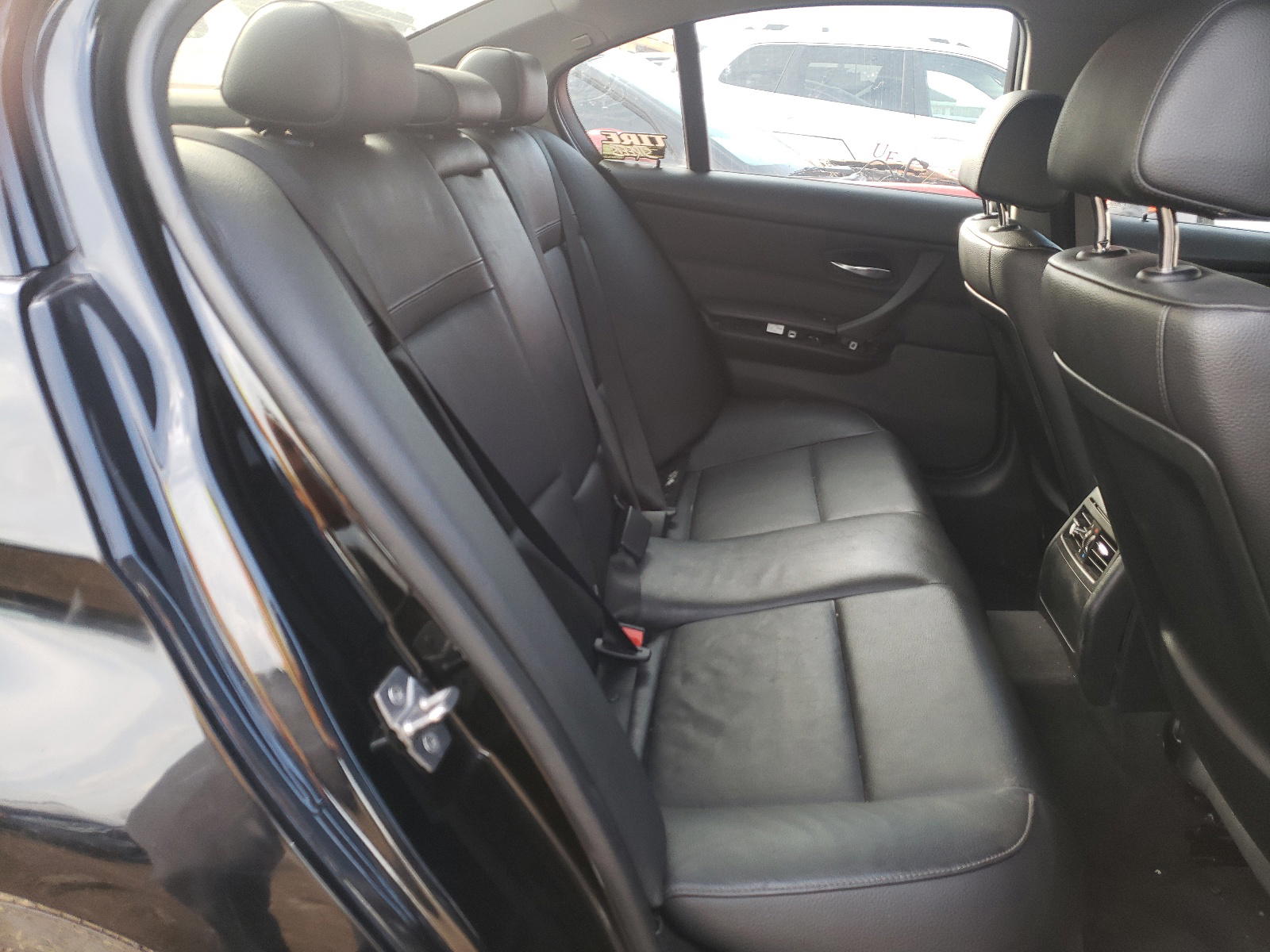 Photo 6 from auction – 2011 BMW 335 XI with VIN WBAPL5C53BA742610