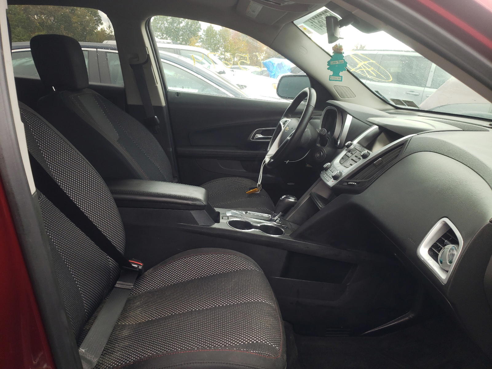 Photo 5 from auction – 2017 CHEVROLET EQUINOX LT with VIN 2GNFLFEK8H6234783