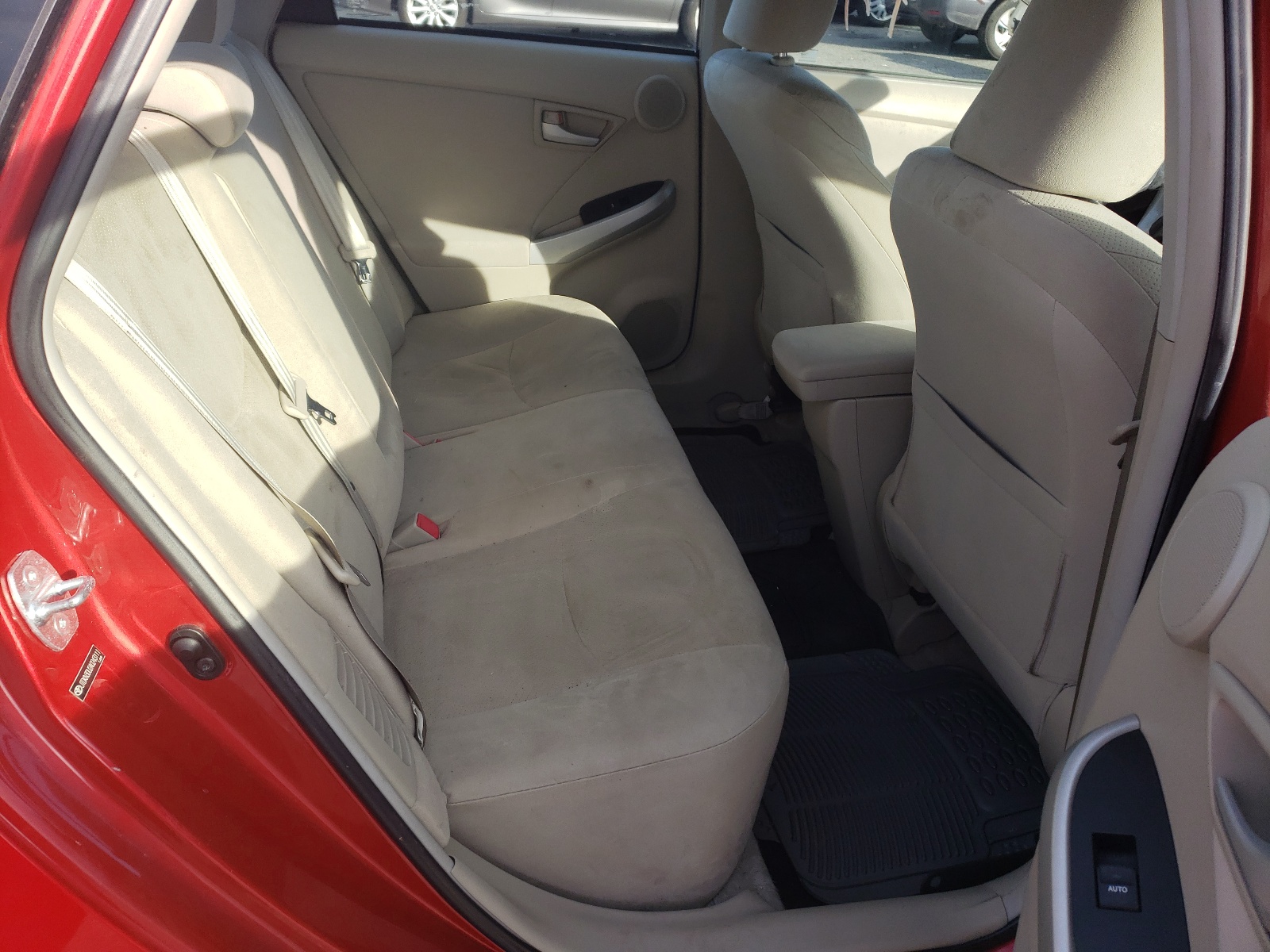 صورة رقم 6 من المزاد - 2010 TOYOTA PRIUS مع VIN JTDKN3DU2A0243111