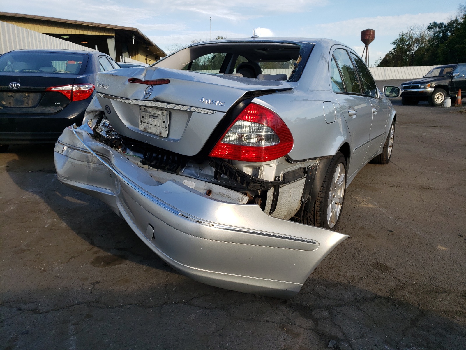 Photo 4 from auction – 2008 MERCEDES-BENZ E350 with VIN WDBUF87X38B244953