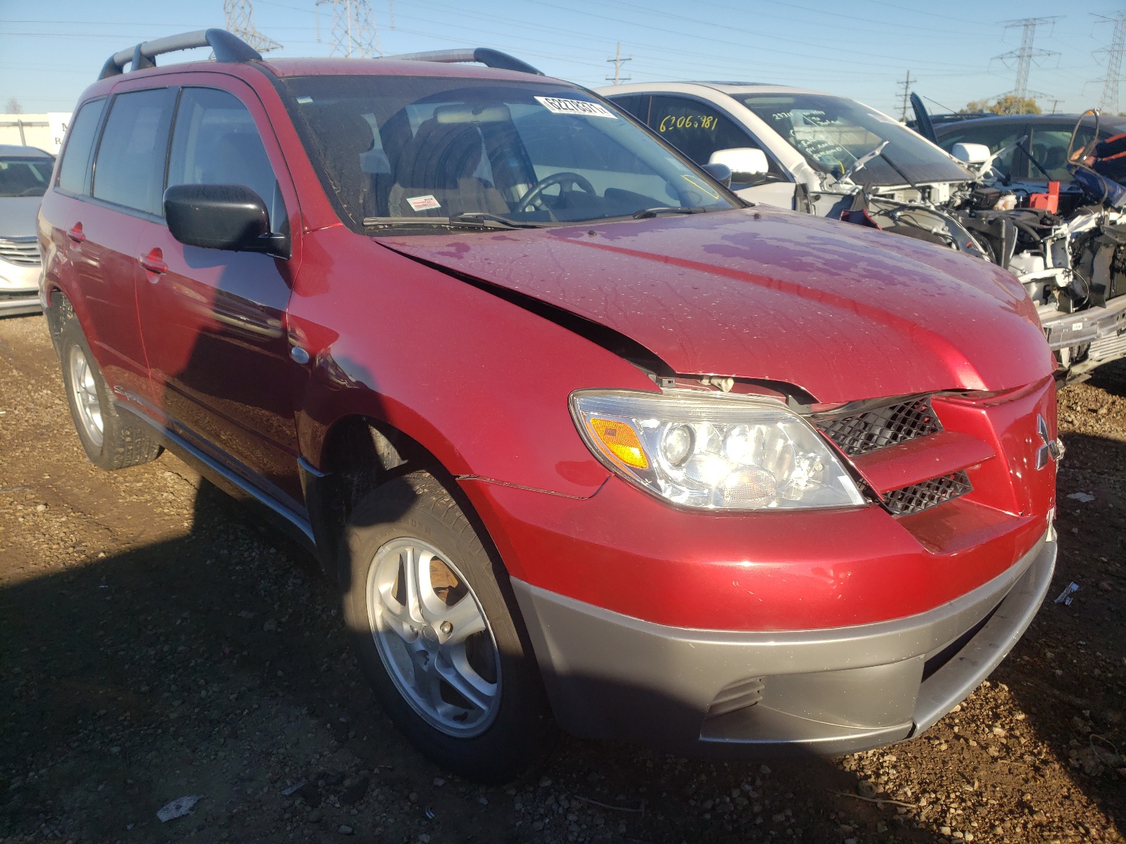 MITSUBISHI OUTLANDER 2006 with VIN JA4LZ31FX6U031890 - Photo from auction