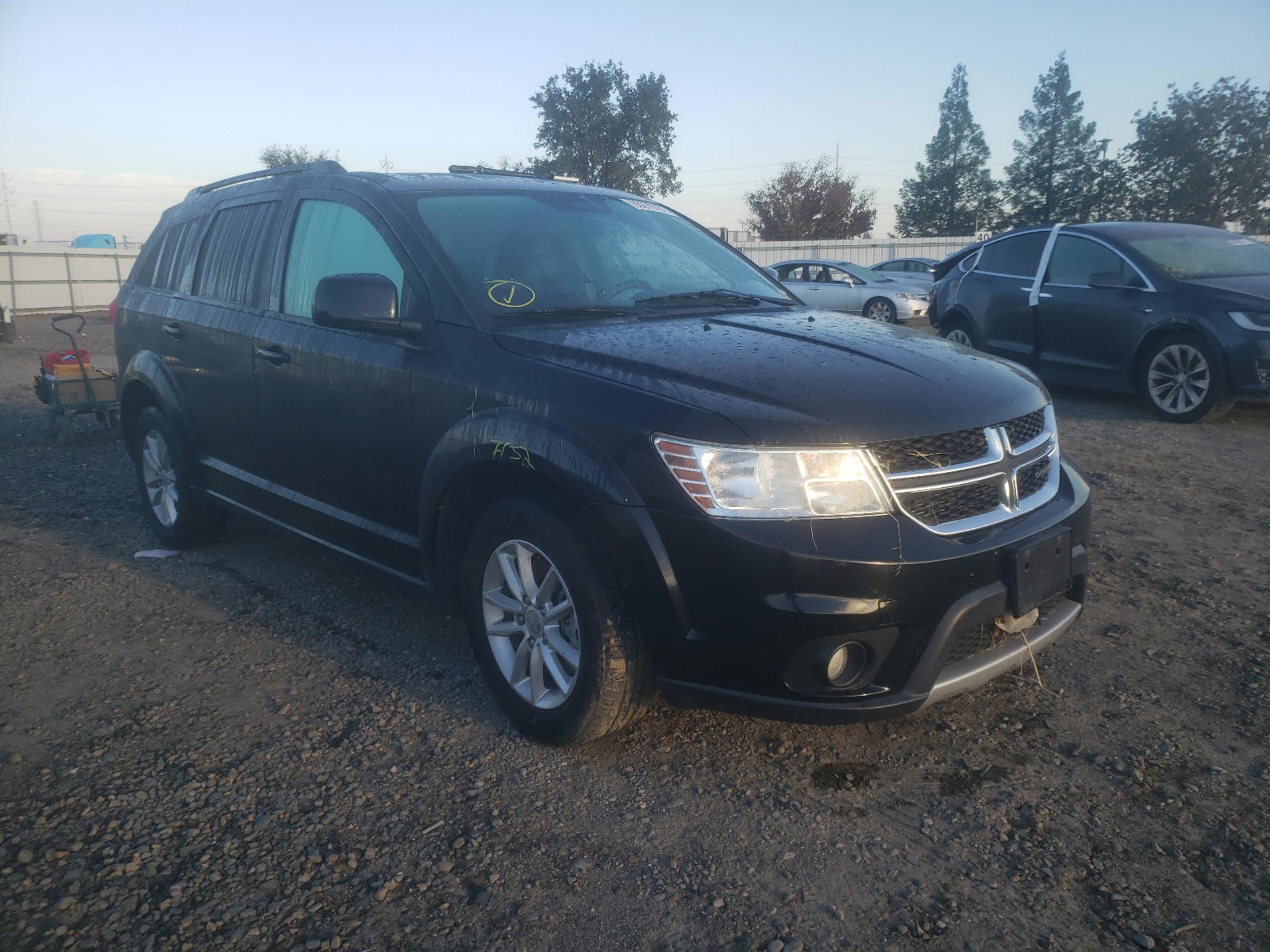 DODGE JOURNEY SX 2015 with VIN 3C4PDDBG8FT618683 - Photo from auction