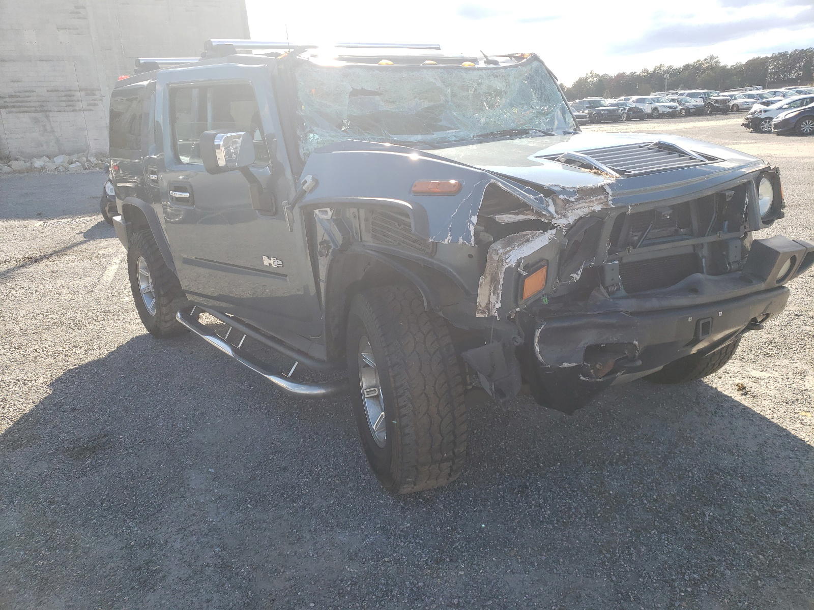 HUMMER H2 2005 with VIN 5GRGN23U35H100174 - Photo from auction