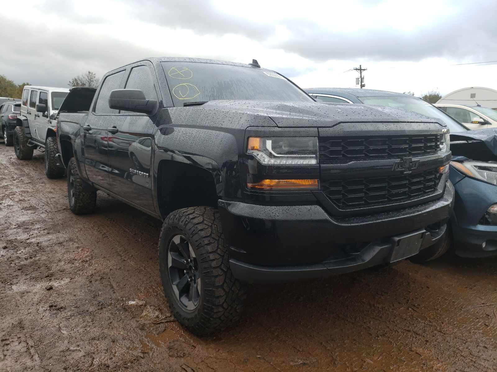 Фото 1 с аукциона – 2018 CHEVROLET SILVERADO с VIN 3GCUKPEC5JG370655