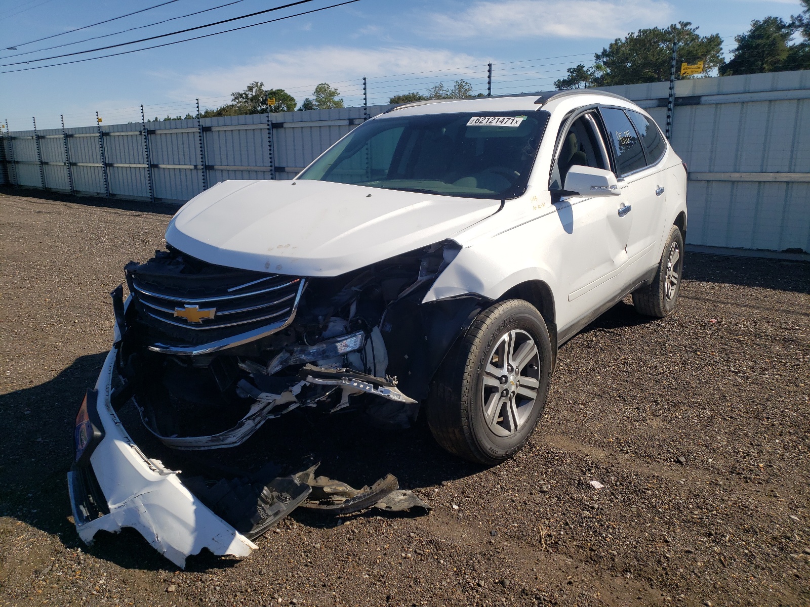 Photo 2 from auction – 2017 CHEVROLET TRAVERSE L with VIN 1GNKRGKD0HJ219691