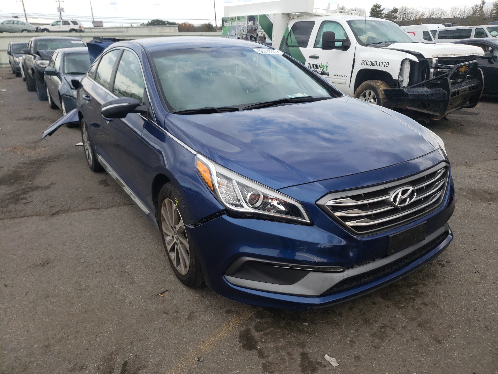 HYUNDAI SONATA SPO 2015 with VIN 5NPE34AF1FH067953 - Photo from auction