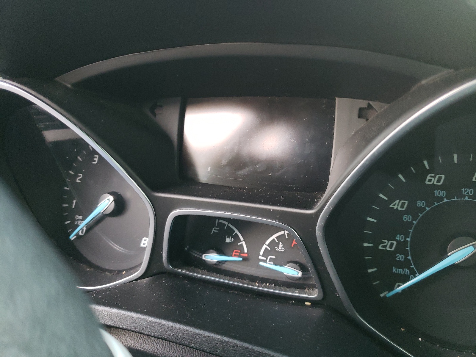 Photo 8 from auction – 2015 FORD ESCAPE SE with VIN 1FMCU9GX8FUB74324
