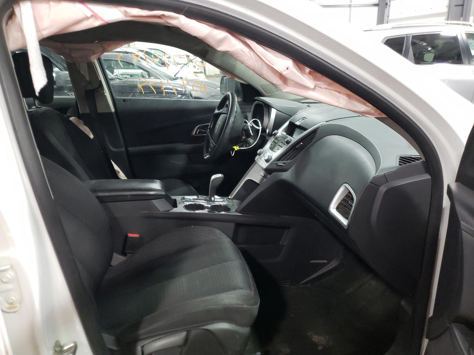 Photo 5 from auction – 2014 CHEVROLET EQUINOX LS with VIN 2GNALAEK0E1137129