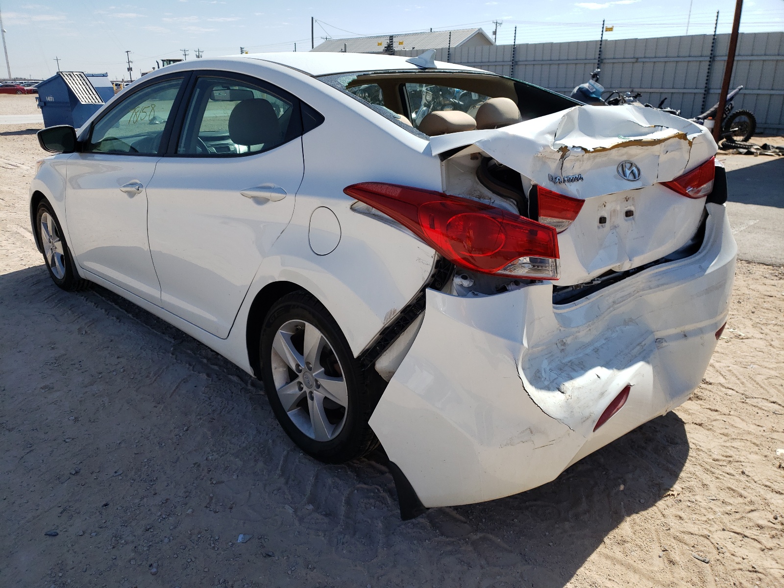 Photo 3 from auction – 2013 HYUNDAI ELANTRA GL with VIN 5NPDH4AE2DH409427