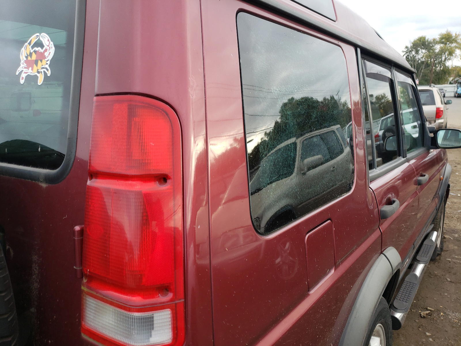 Photo 9 from auction – 2002 LAND ROVER DISCOVERY with VIN SALTY12472A751100
