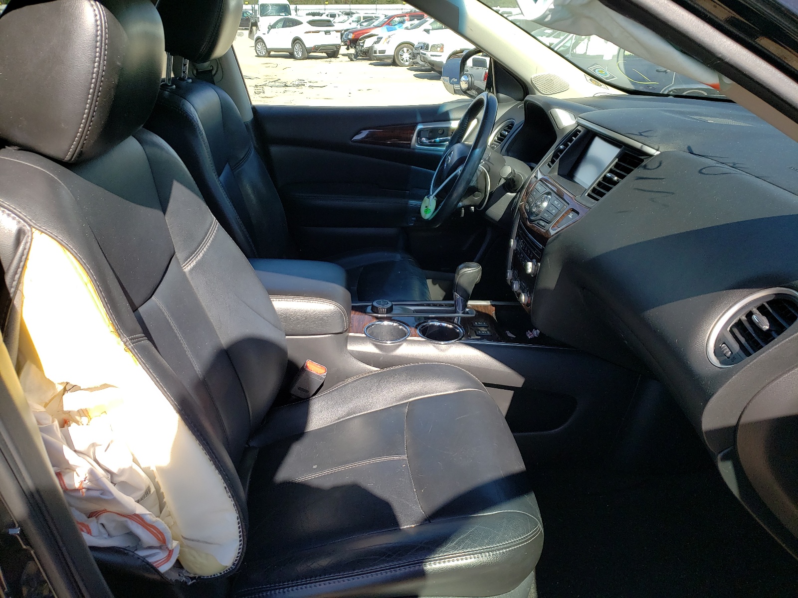 Photo 5 from auction – 2013 NISSAN PATHFINDER with VIN 5N1AR2MMXDC671131