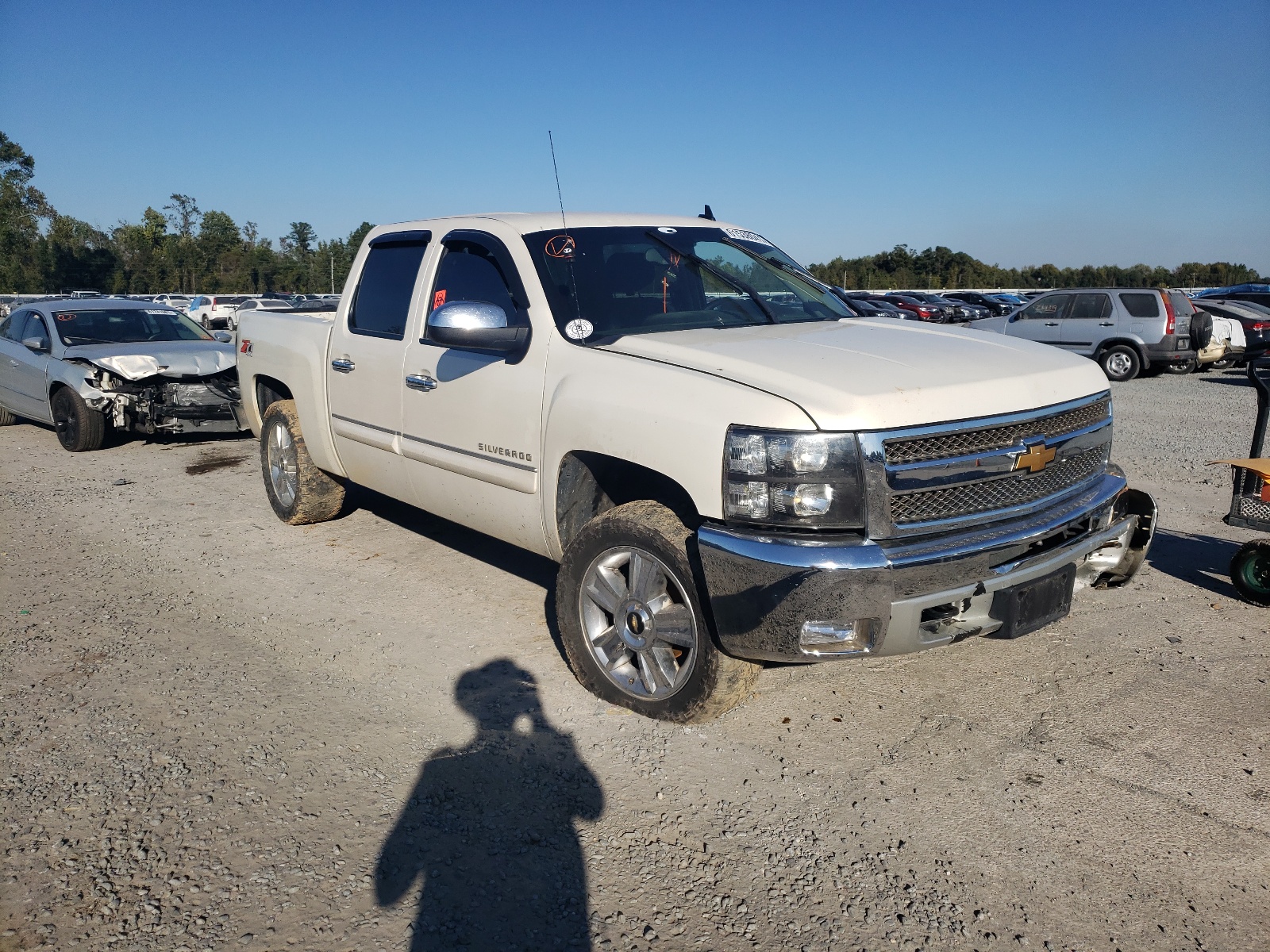 CHEVROLET SILVERADO 2013 with VIN 3GCPKSE70DG206933 - Photo from auction