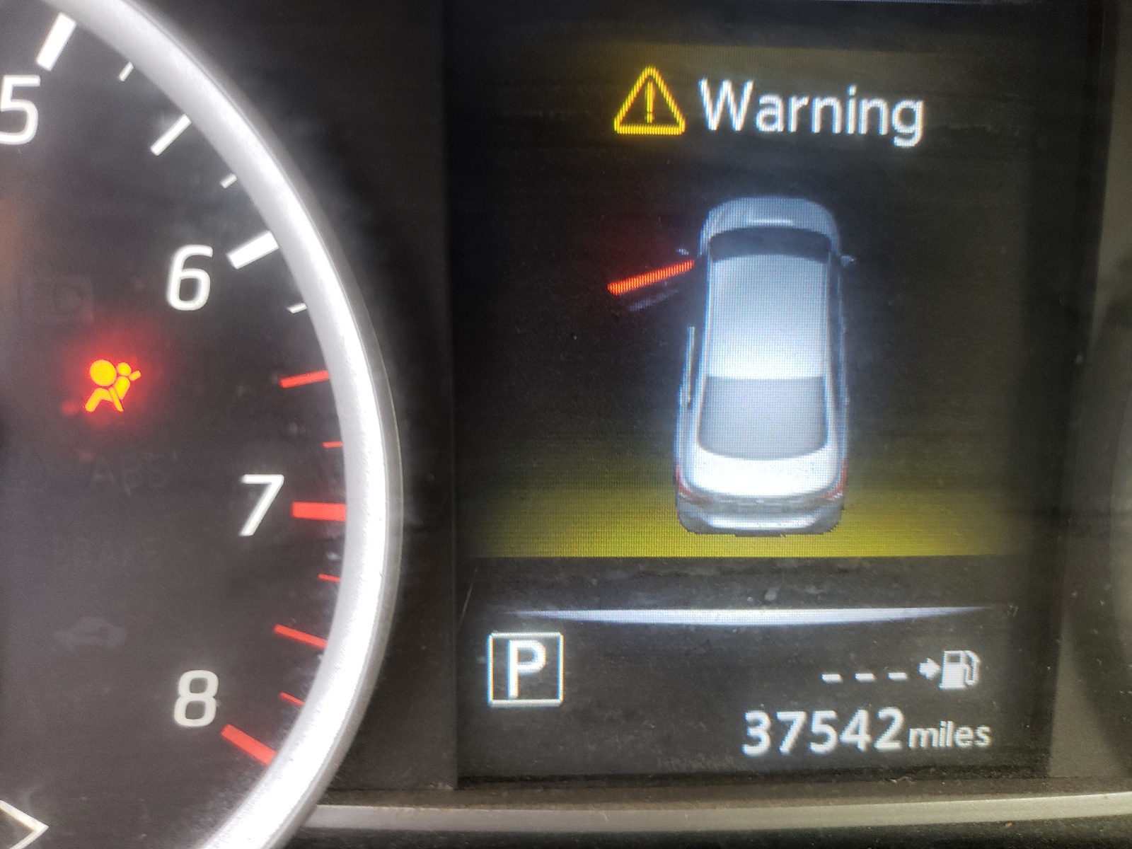Photo 8 from auction – 2018 NISSAN SENTRA S with VIN 3N1AB7AP1JY218722