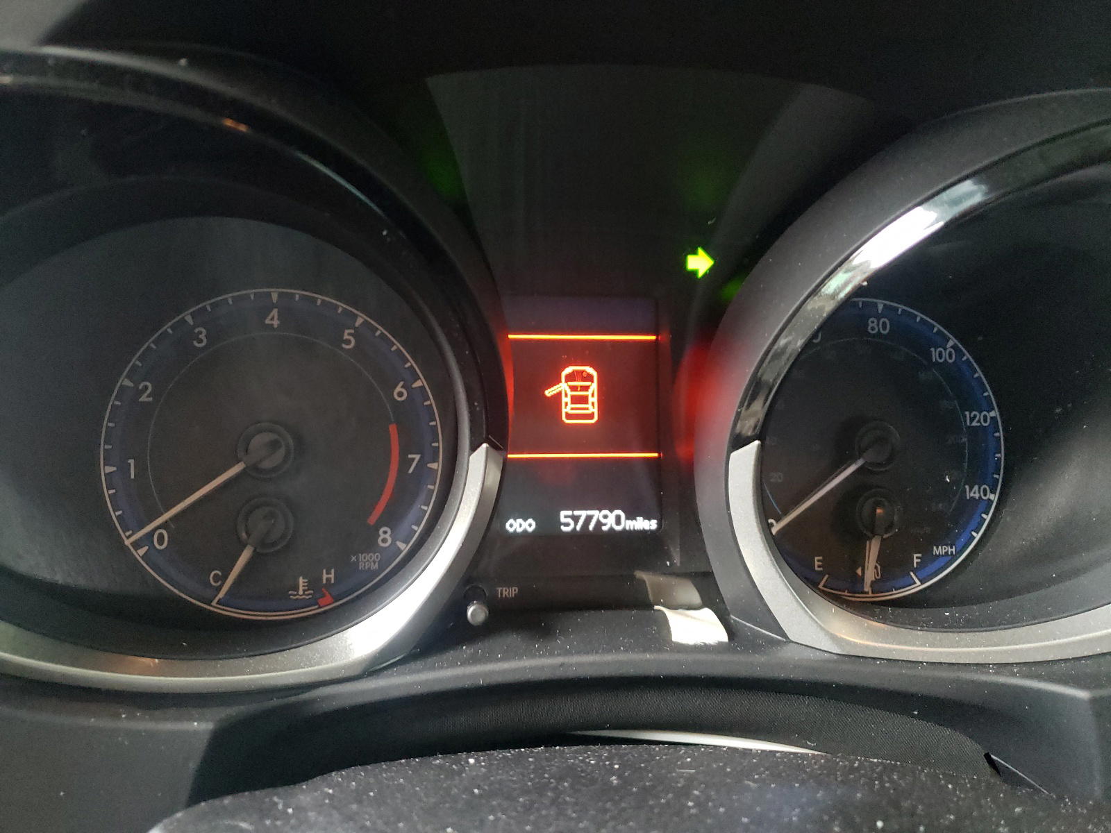 Photo 8 from auction – 2016 TOYOTA COROLLA L with VIN 5YFBURHE3GP567403