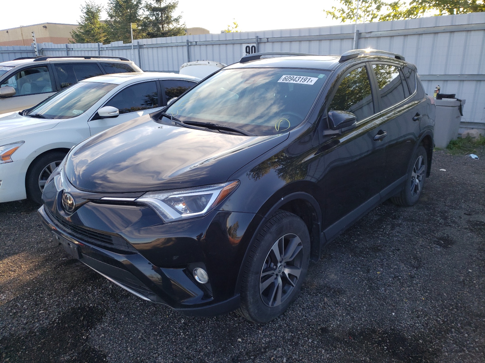 Photo 2 from auction – 2018 TOYOTA RAV4 ADVEN with VIN 2T3RFREV9JW762061