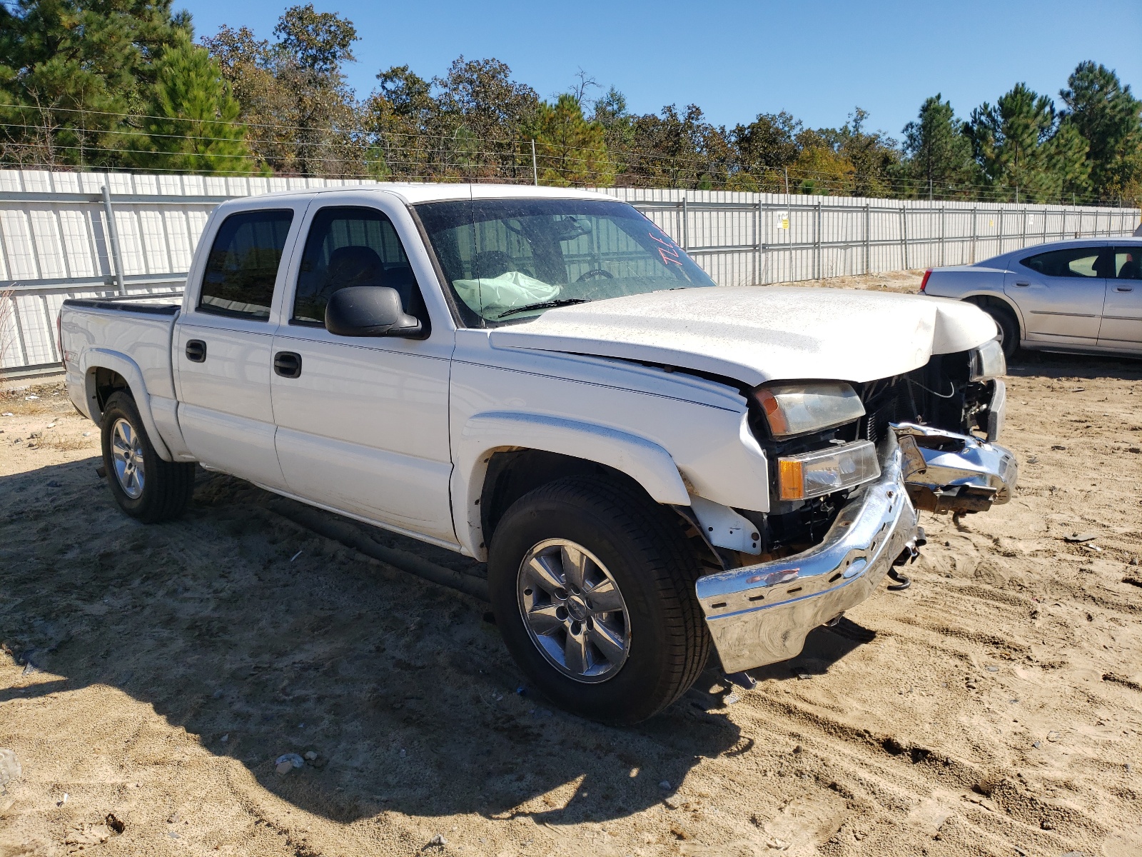 Photo 1 from auction – 2006 CHEVROLET SILVERADO with VIN 2GCEK13T261142357