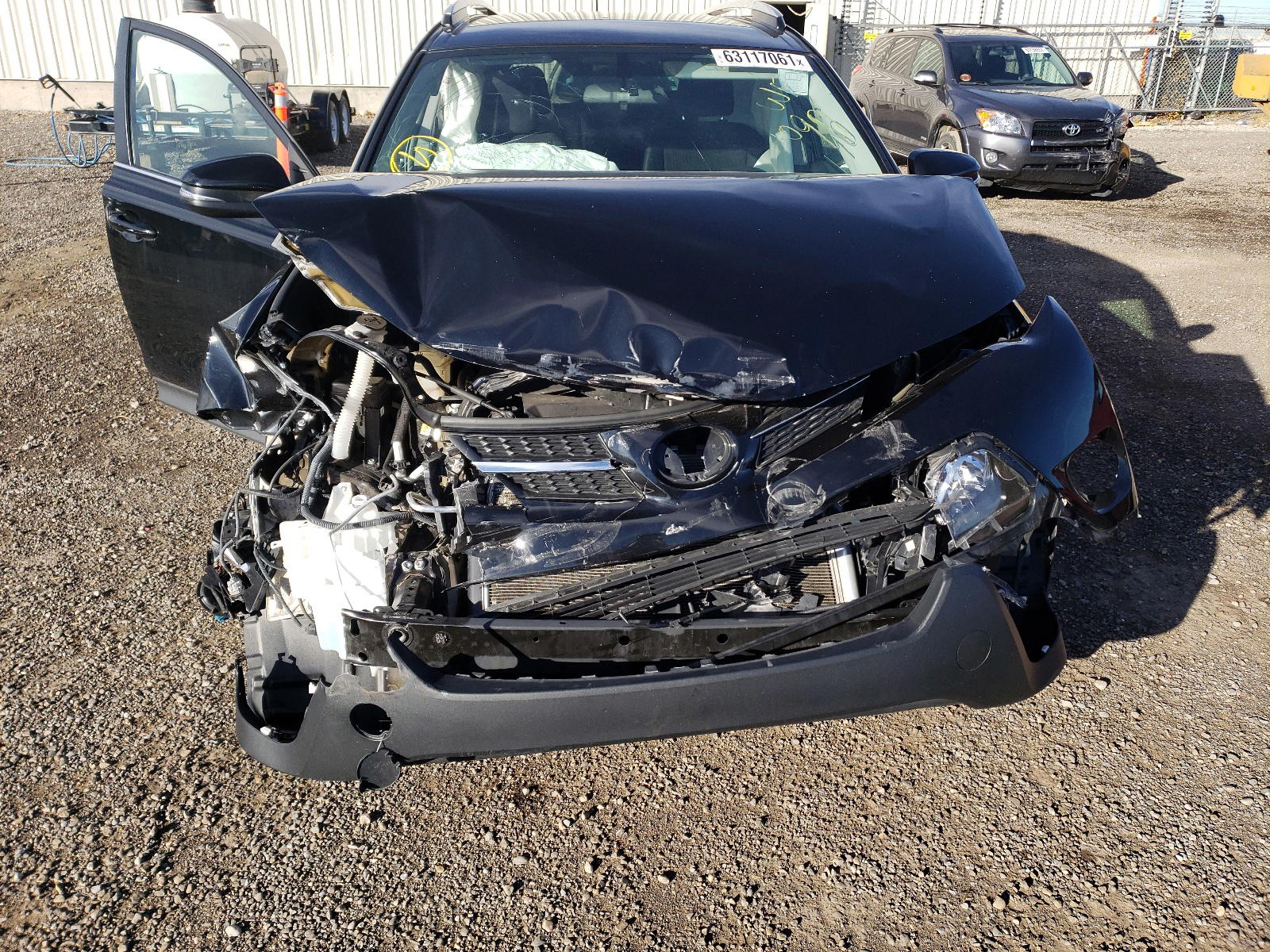 Photo 9 from auction – 2015 TOYOTA RAV4 LE with VIN 2T3BFREV7FW285428