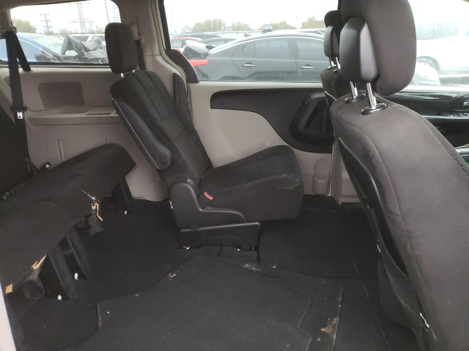 Photo 6 from auction – 2011 DODGE GRAND CARA with VIN 2D4RN5DG8BR776840