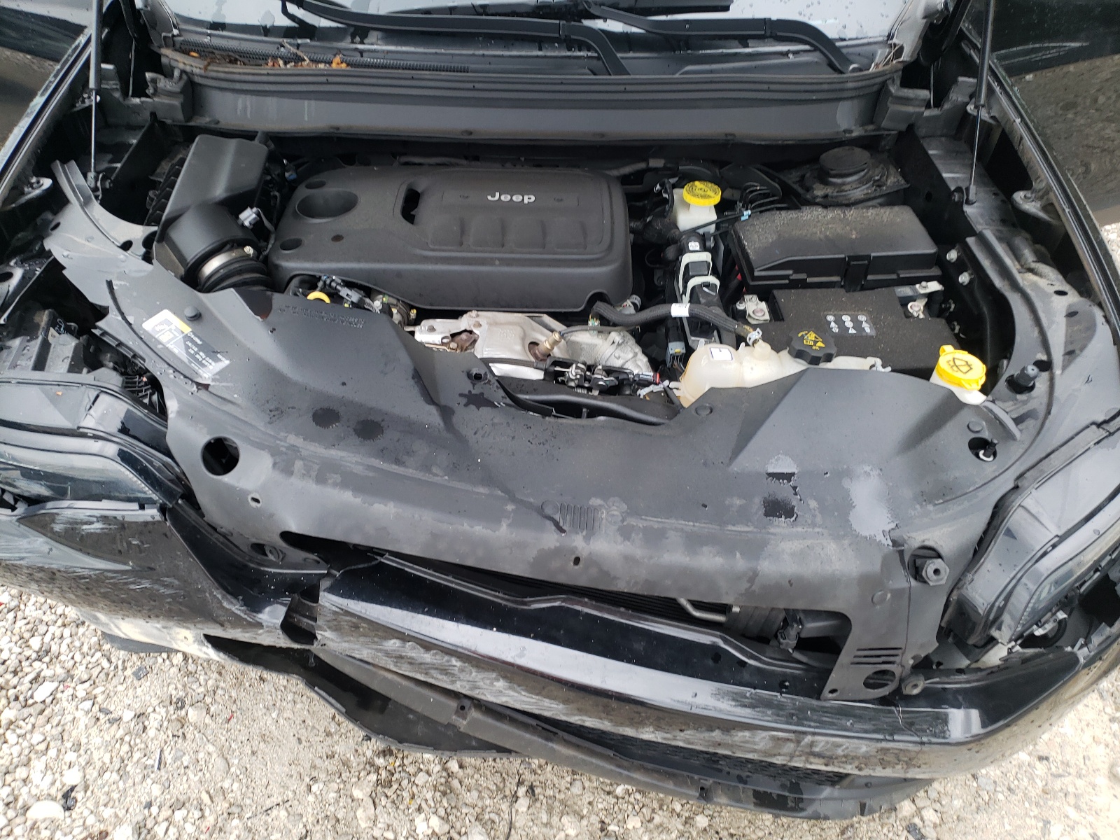 Photo 7 from auction – 2019 JEEP CHEROKEE L with VIN 1C4PJMDN0KD209128