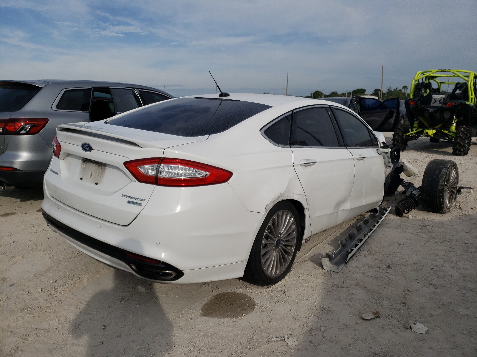 Photo 4 from auction – 2015 FORD FUSION TIT with VIN 3FA6P0K93FR282215