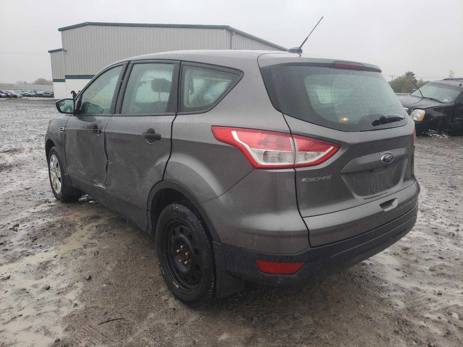 Photo 3 from auction – 2013 FORD ESCAPE S with VIN 1FMCU0F75DUD22925